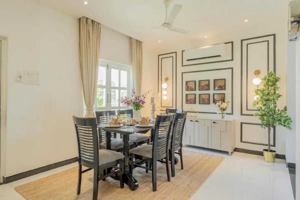 Staymaster Serafina - 3BHK Villa - Common Pool Villa in Calangute