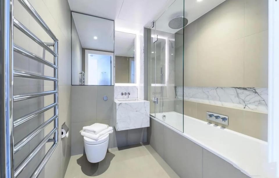 Luxury River Apartments- Parliament Apartment in City of Westminster