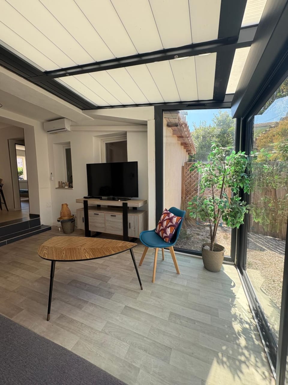 TV and multimedia, Living room