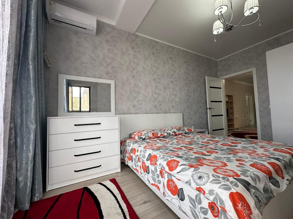 Bed, Bedroom, wardrobe, air conditioner