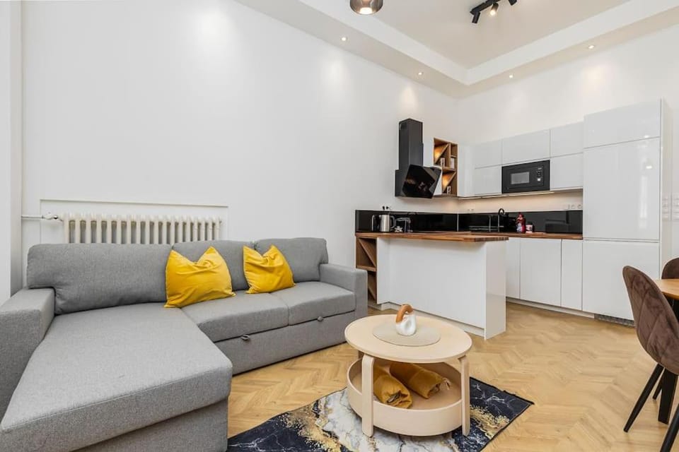 Venus Apartments - Akacfa III Apartment in Budapest