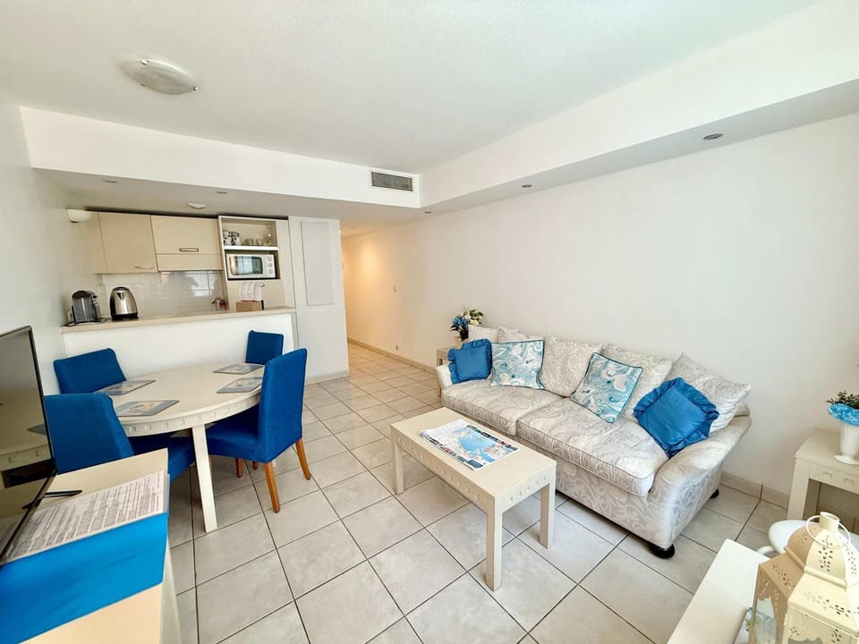 A079 Appartement confortable sur Carnot -1 chambre Apartment in Cannes