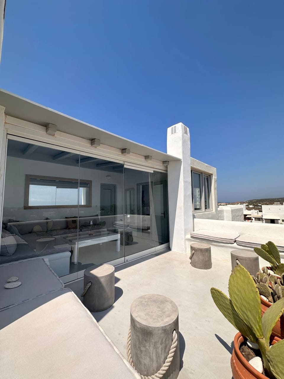 View (from property/room), Balcony/Terrace, Seating area