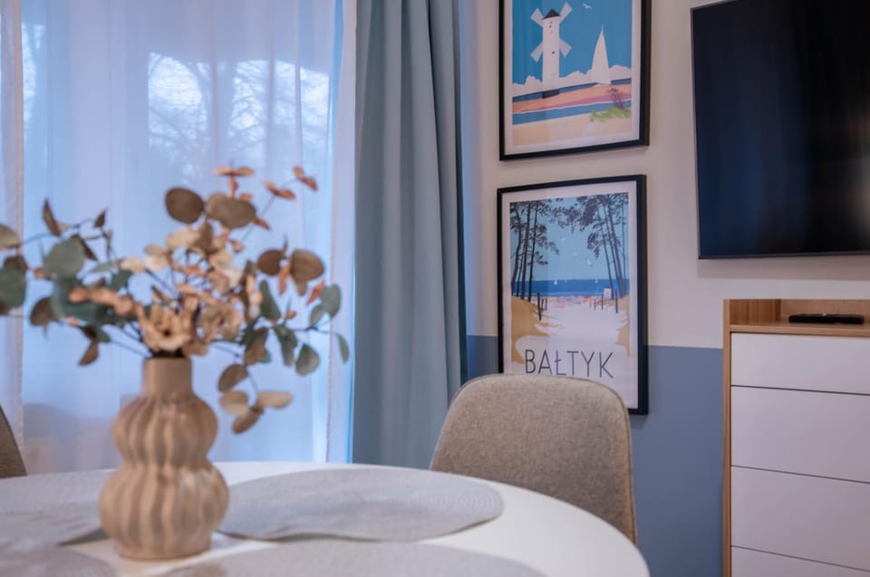 TV and multimedia, Decorative detail