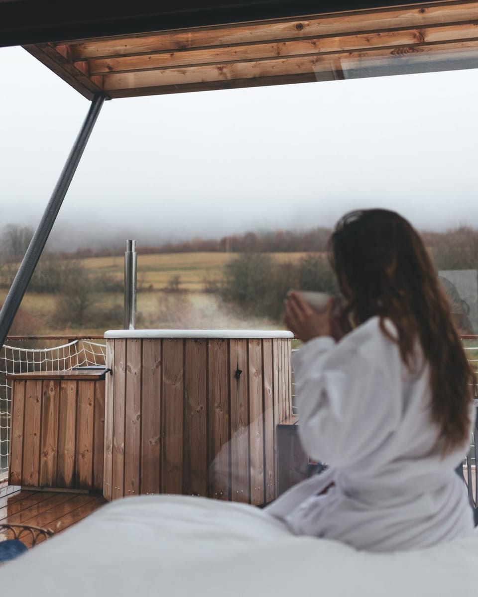 Hot Tub, View (from property/room), Balcony/Terrace