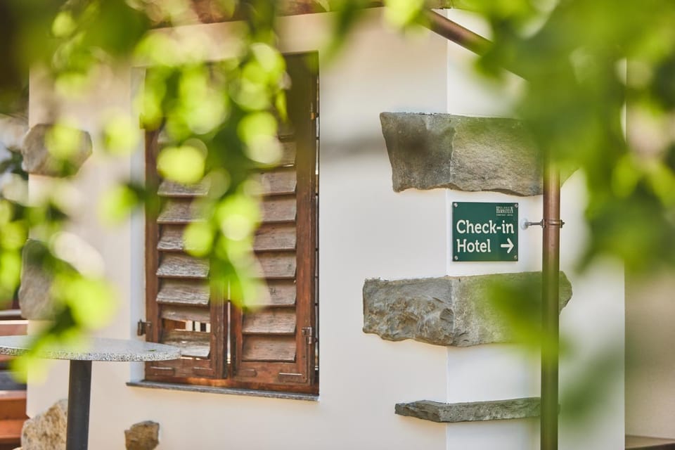 Facade/entrance, Property logo or sign
