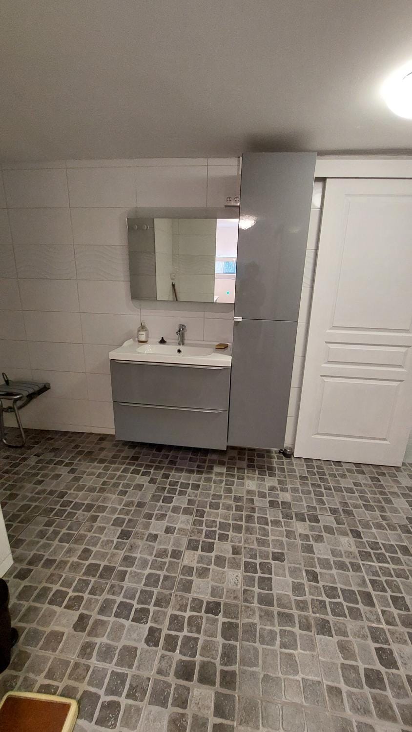 chambre dans villa Vacation rental in Marseille