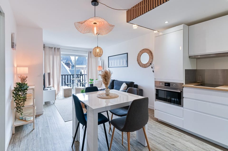 Les Embruns / F2 Hyper centre Houlgate Apartment in Houlgate