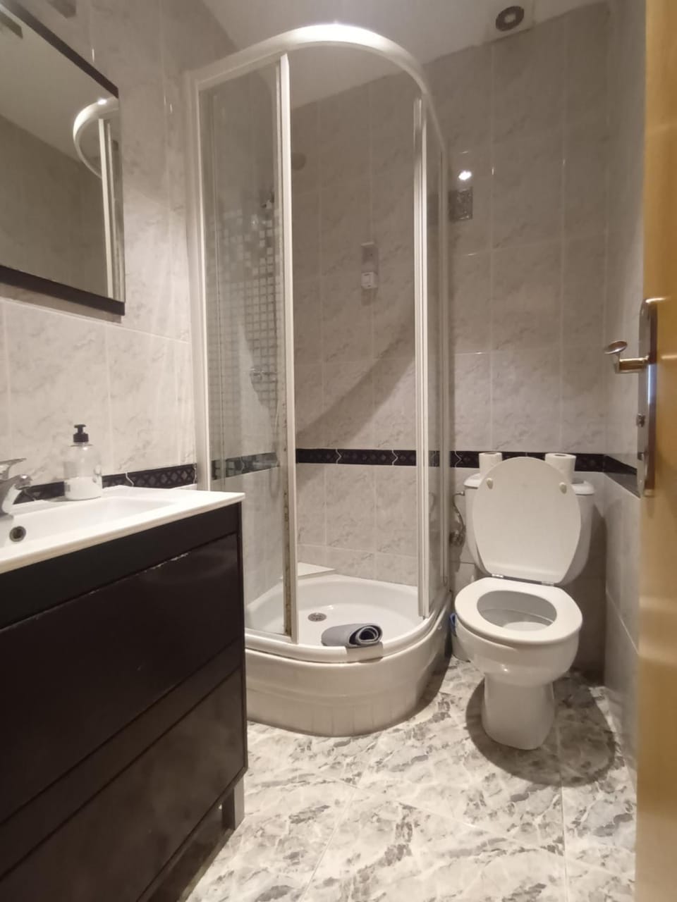 Shower, Toilet, Bathroom