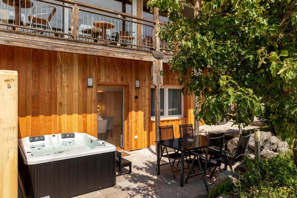 Hot Tub, Balcony/Terrace