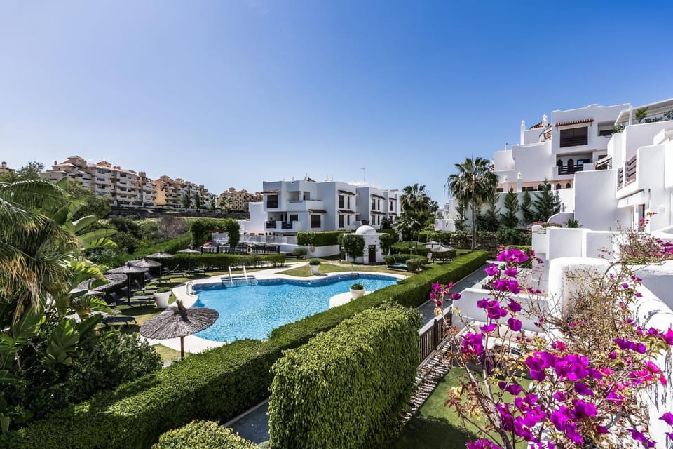 Day, Garden, Garden view, Pool view