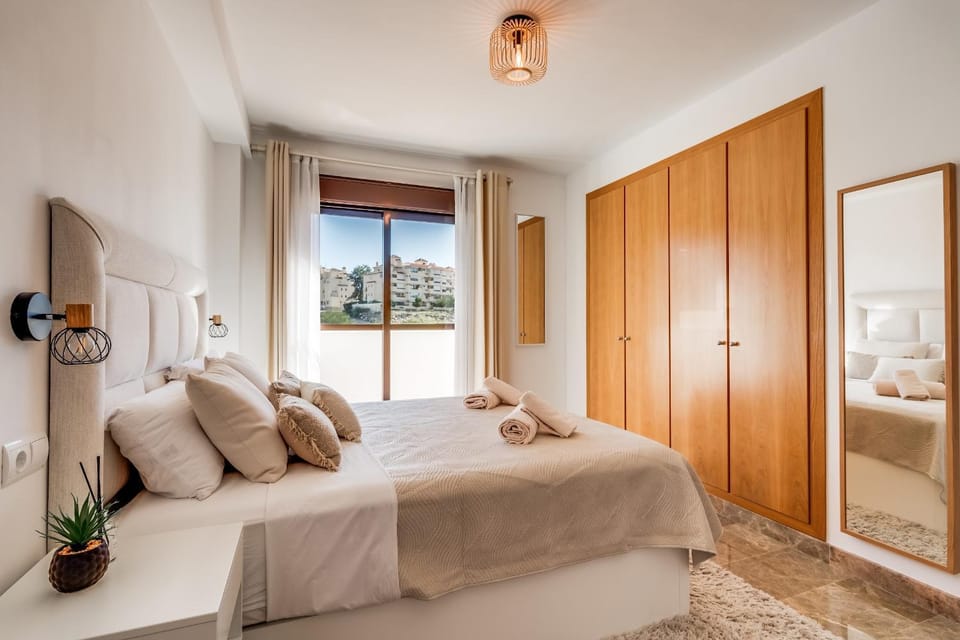 Bed, Photo of the whole room, Bedroom, towels, wardrobe