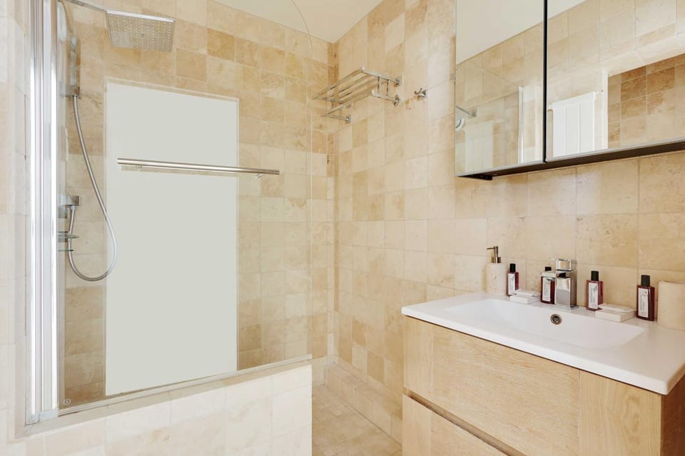Chic apartment - 1BR-4P - Place des Vosges Apartment in Paris