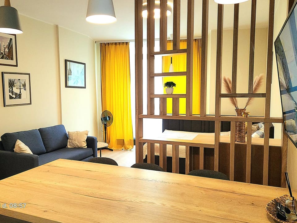Communal lounge/ TV room, TV and multimedia, Living room, Seating area