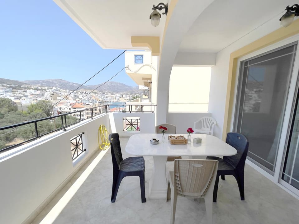 Patio, View (from property/room), Balcony/Terrace, Dining area, Mountain view, Sea view
