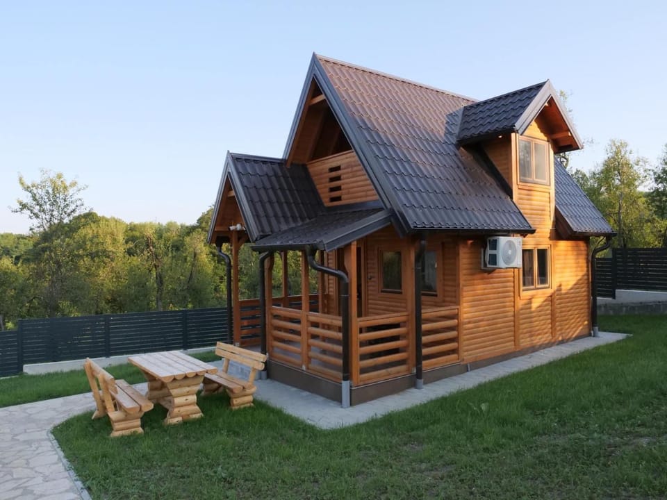 Property building, Spring, Garden view