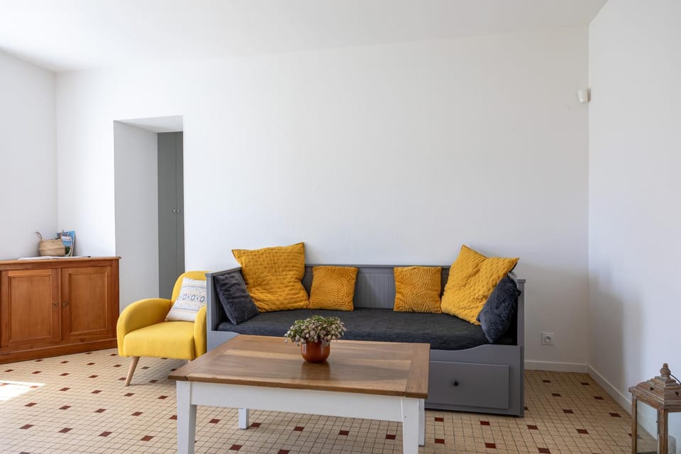 Property building, Living room
