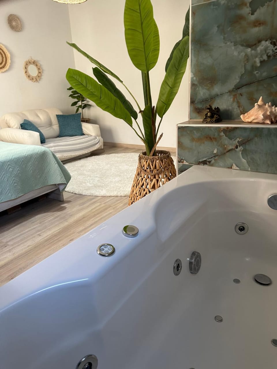 Natural landscape, Hot Tub