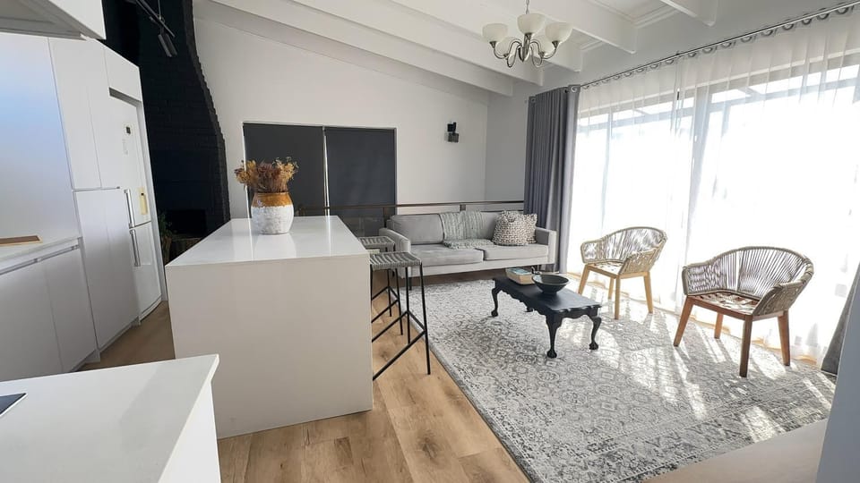 Central Retreat Cozy Apartment Near Attractions Apartment in Cape Town