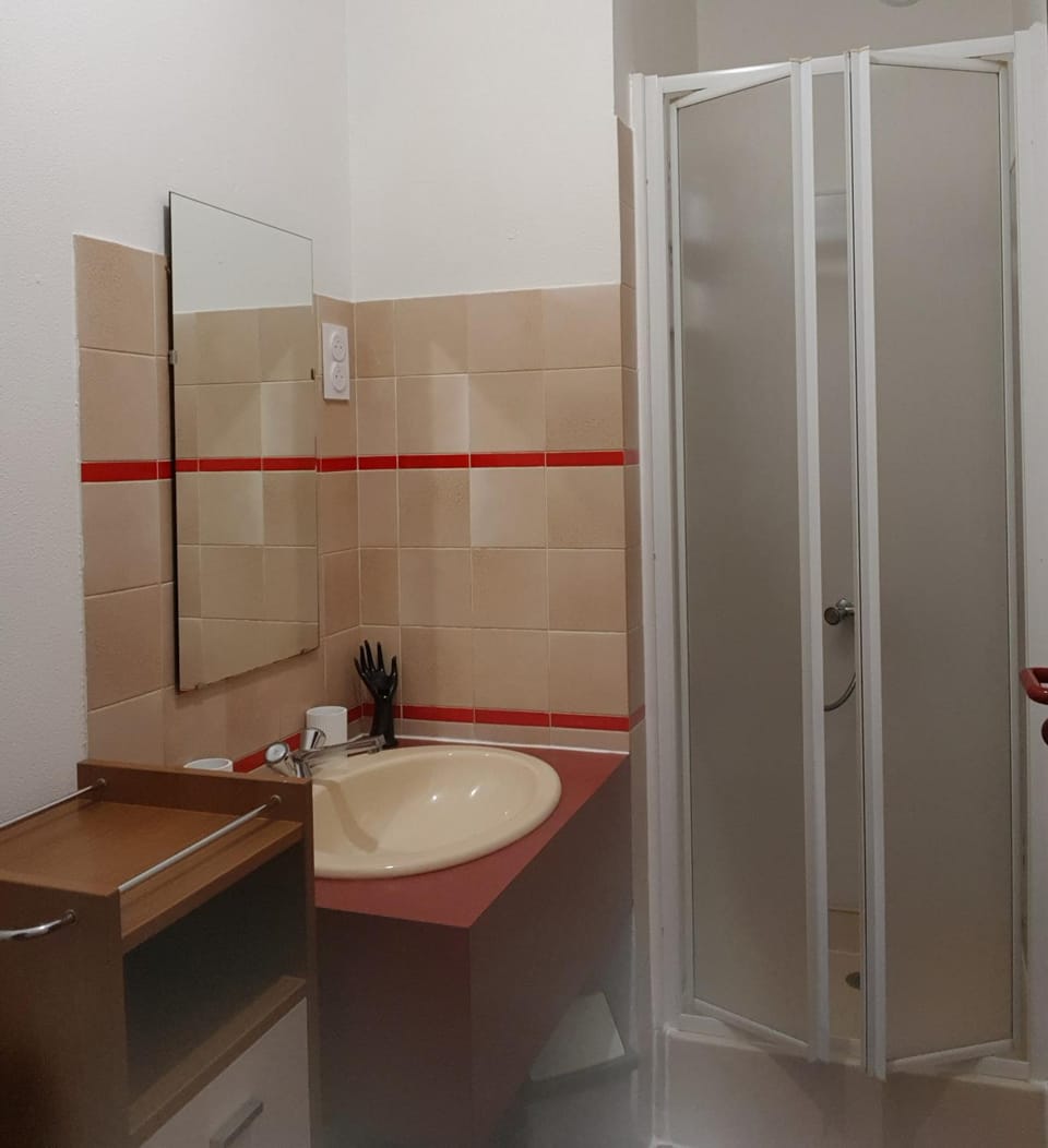 Le Cochat Apartment in Andernos-les-Bains