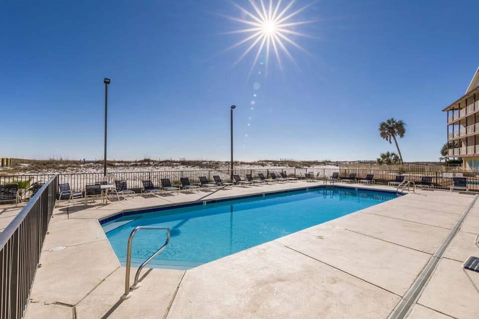 Island Winds West Unit 870 House in West Beach