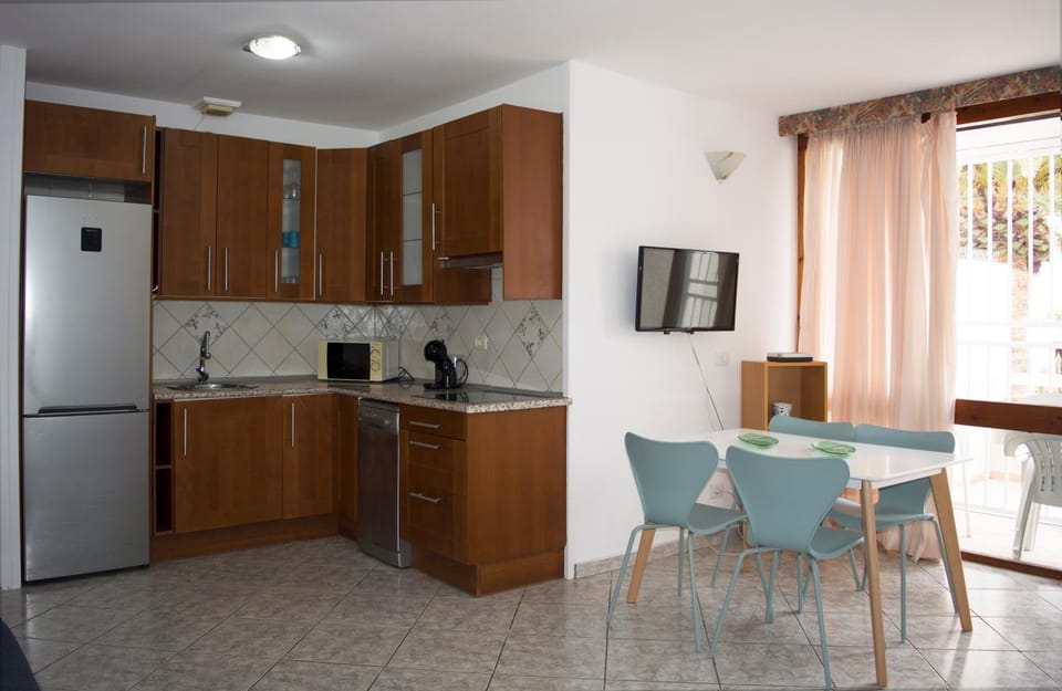 Kitchen or kitchenette, Living room, Photo of the whole room