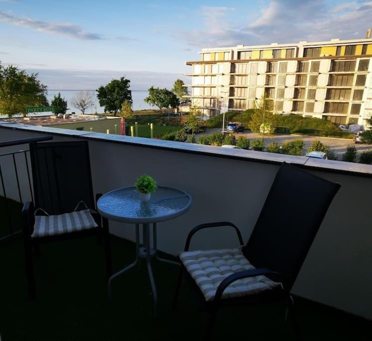 Patio, View (from property/room), Balcony/Terrace, Seating area, Dining area, Sea view