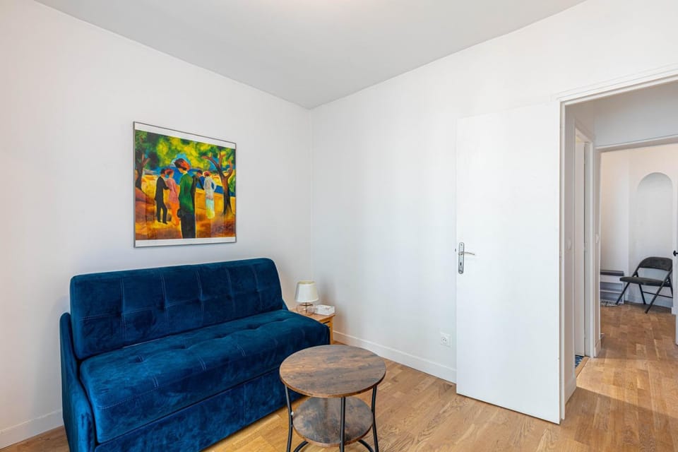 GuestReady - Cozy Retreat near Place de la Nation Apartment in Paris