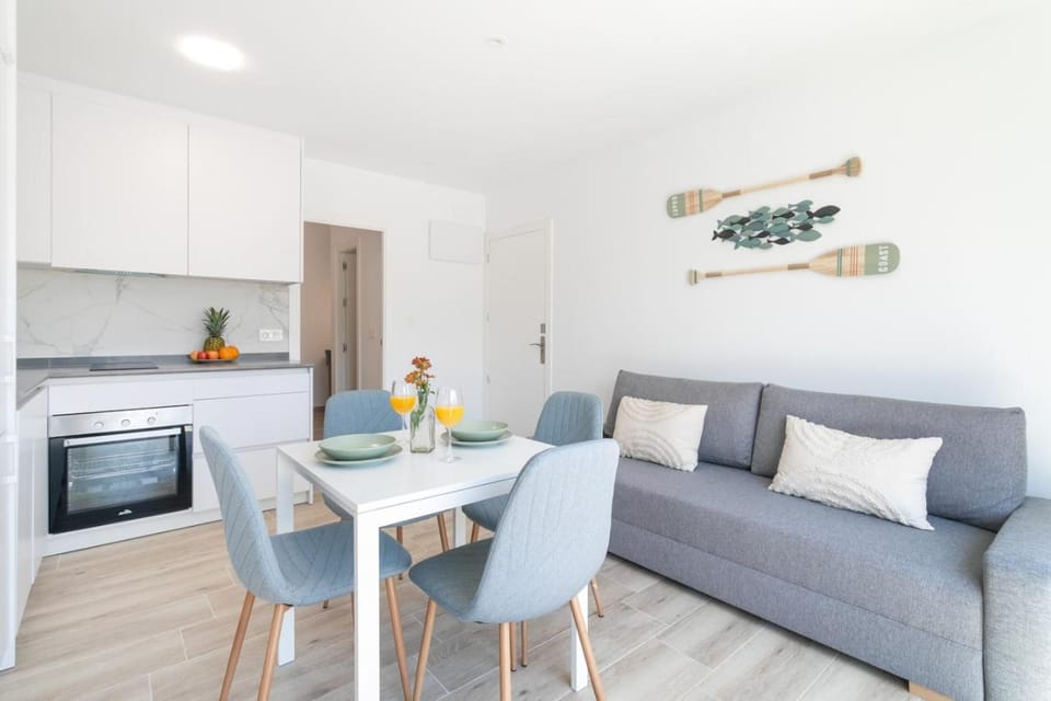 Kitchen or kitchenette, Living room, Dining area, stove