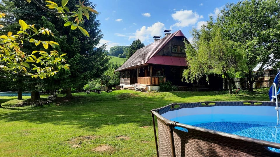 Property building, Spring, Day, Garden, Garden view, Pool view, Swimming pool, Entertainment, Entertainment
