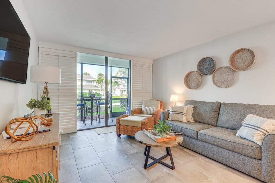 Fort Pierce Condo w/ Screened Porch: Walk to Beach House in Fort Pierce