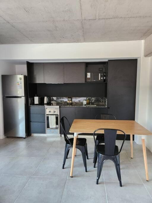 Monoambiente 2do piso de calidad en Pichincha Apartment in Rosario