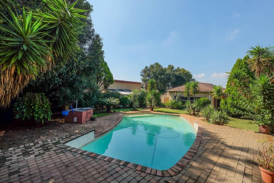 Garden, Garden view, Swimming pool