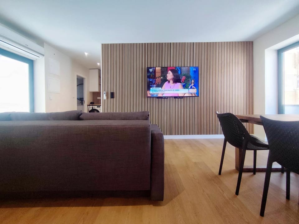 Communal lounge/ TV room, Living room