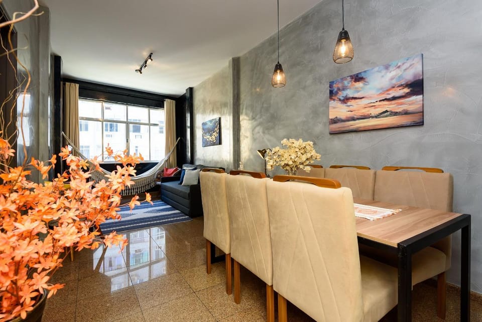 2-Bedrooms 400m from Copacabana Beach | BL 125/701 Apartment in Rio de Janeiro