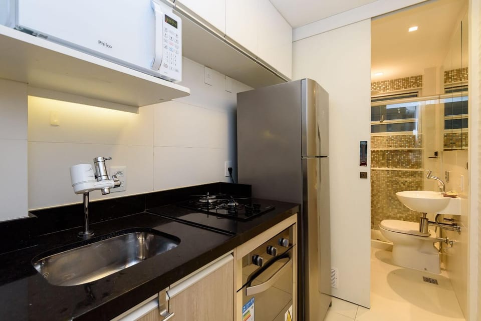 Modern studio 300m from the beach | RP 36/201 Apartment in Rio de Janeiro