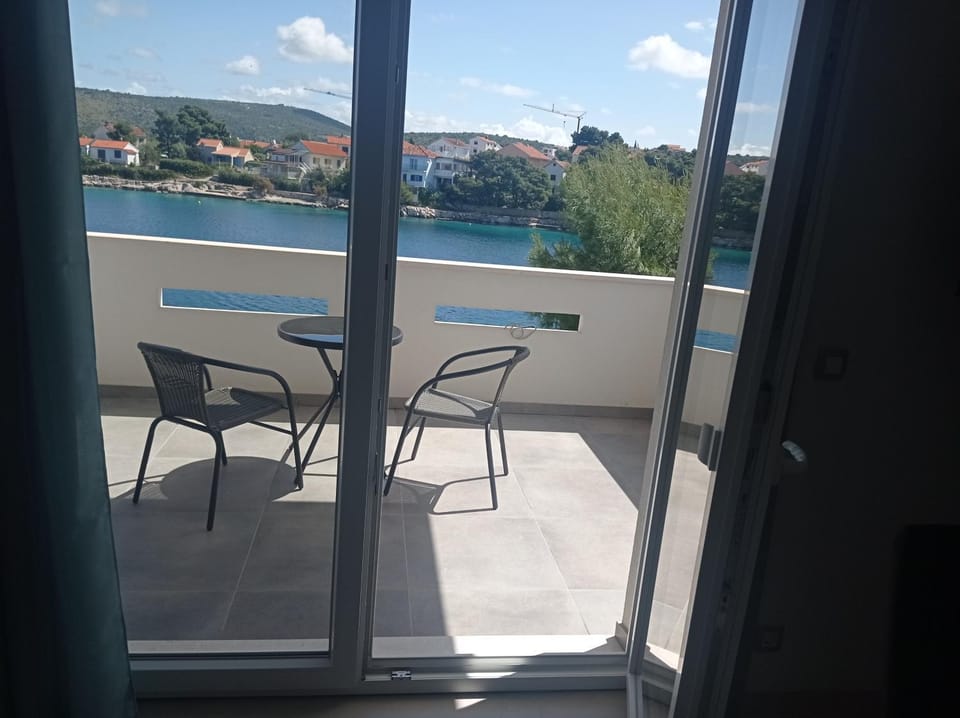 Day, Natural landscape, View (from property/room), Balcony/Terrace
