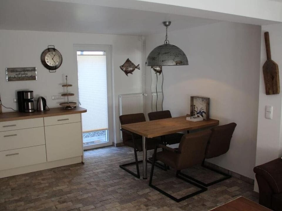 Kitchen or kitchenette, Other