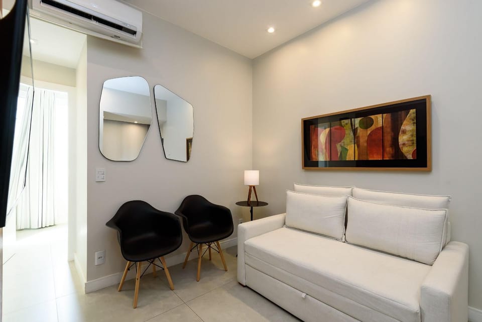 Modern apartment 50m from the beach | PF 19/1004 Apartment in Rio de Janeiro