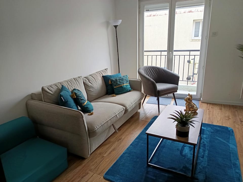 L'Atelier Bleu - Cosy et Lumineux Apartment in Pays de la Loire