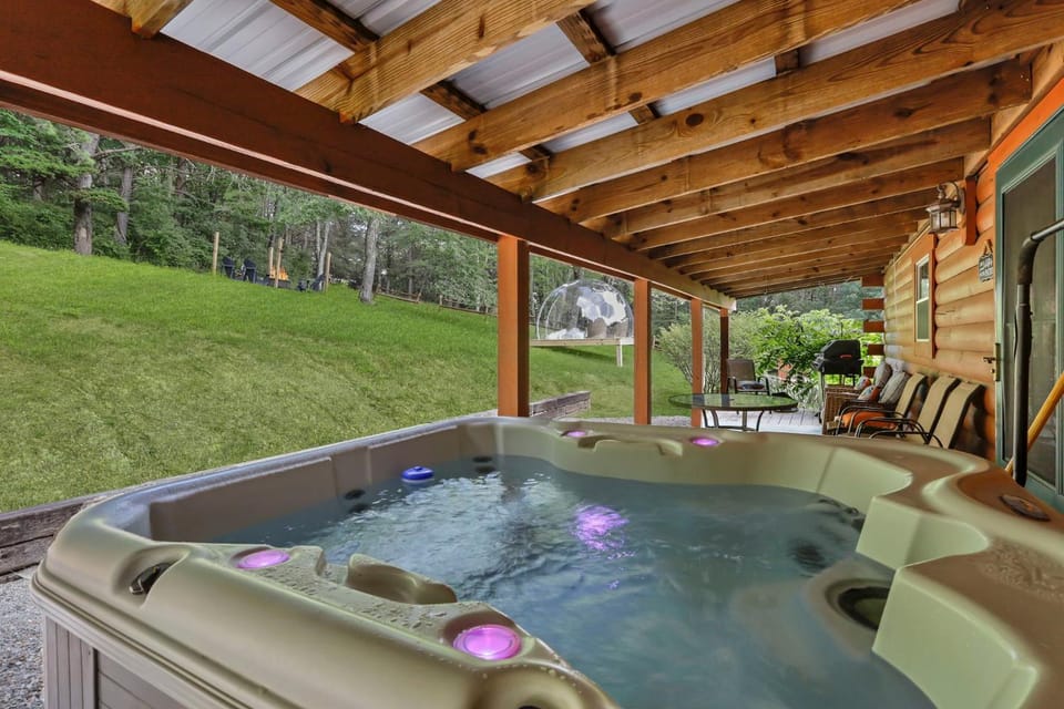 Day, Natural landscape, Garden, Hot Tub, Hot Tub, Garden view, Pool view