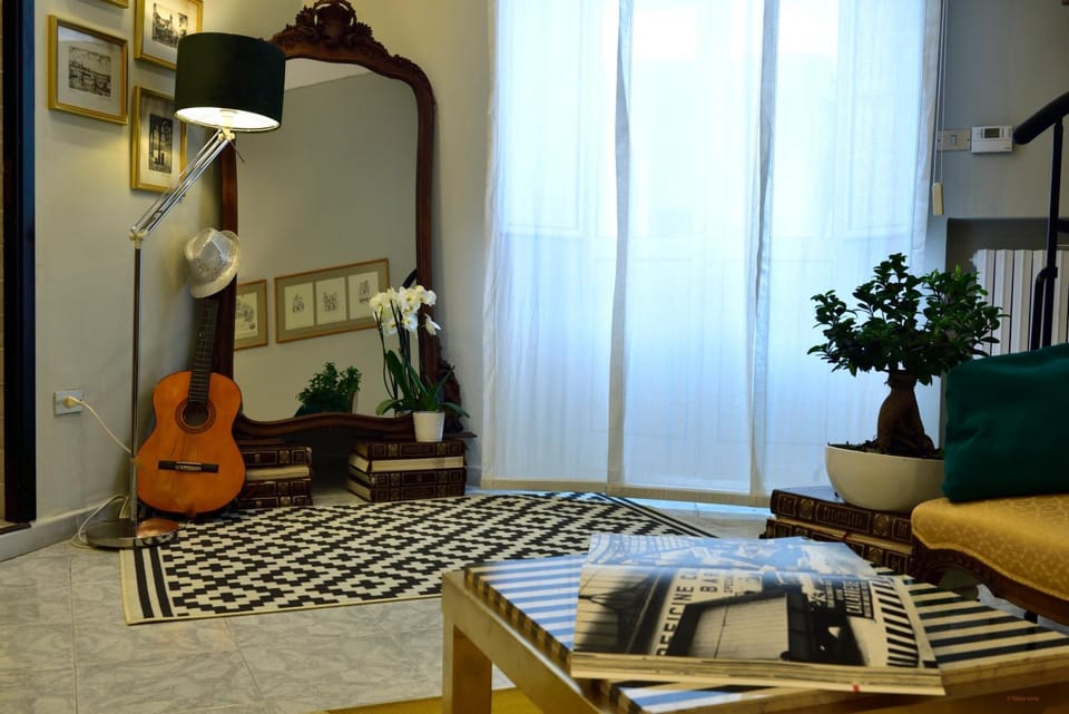 Living room, Decorative detail