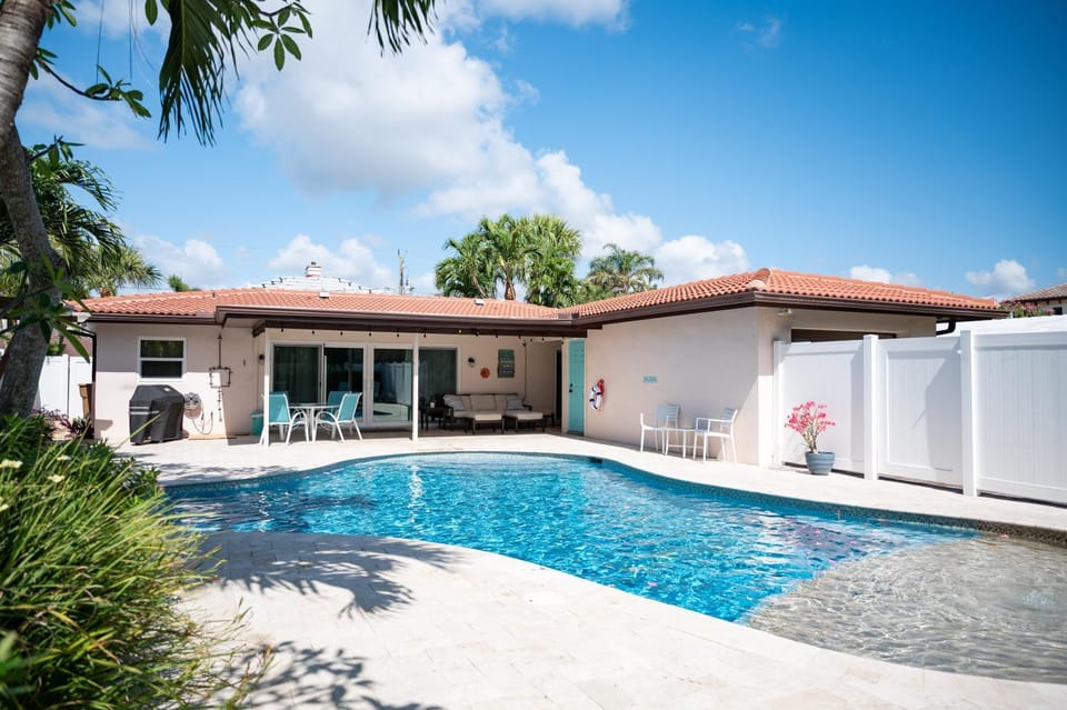 Patio, Swimming pool