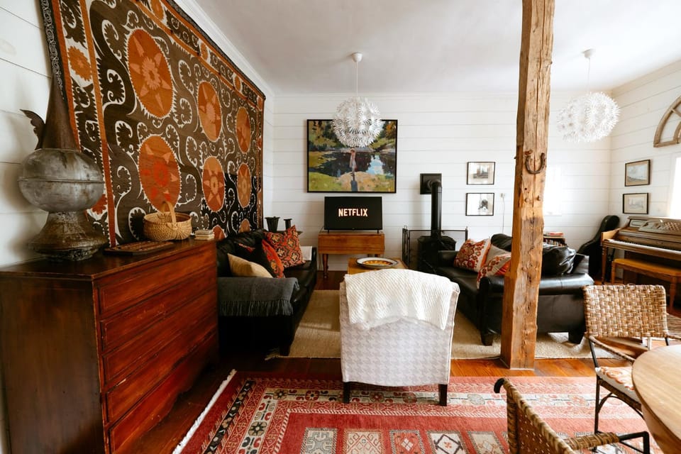 TV and multimedia, Living room, Seating area