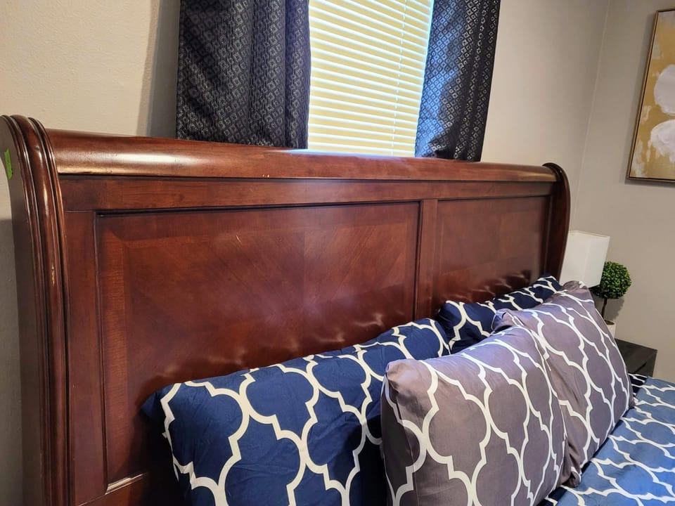 Bed, Bedroom