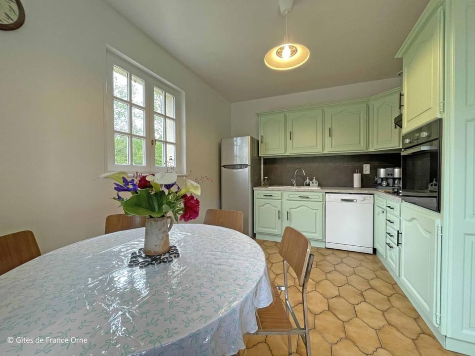 Maison tranquille dans le Perche pour 6 personnes, animaux acceptés - FR-1-497-205 House in Normandy