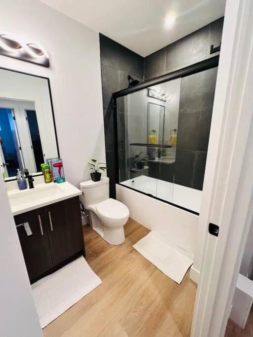 B19 Modern Stylish 2bed Basement Suite House in Edmonton