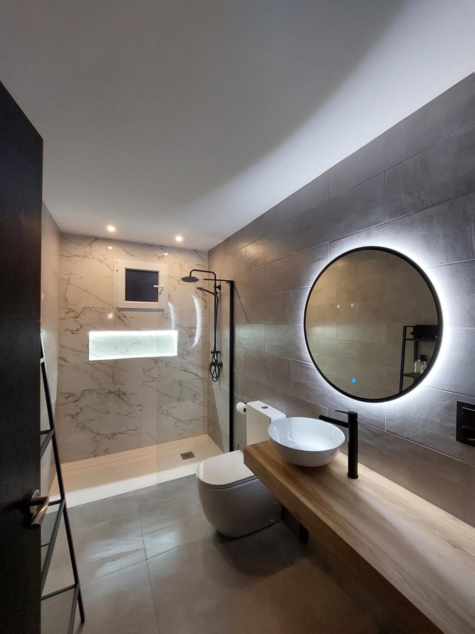 Shower, Bathroom, towels