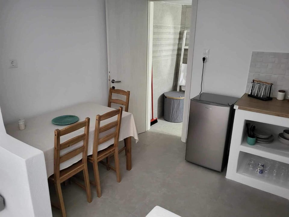 Alma Guesthouse Apartment in Kea-Kythnos