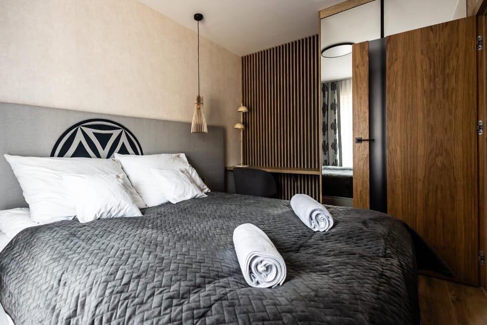 Bed, Photo of the whole room, Bedroom, towels, wardrobe